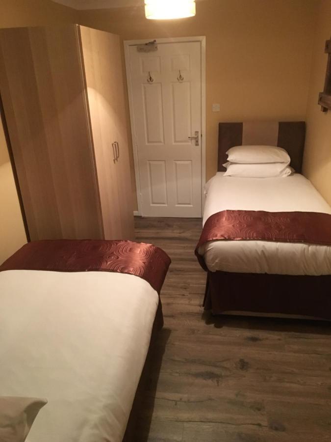 The Ynyscedwyn Arms Hotel Swansea Dış mekan fotoğraf